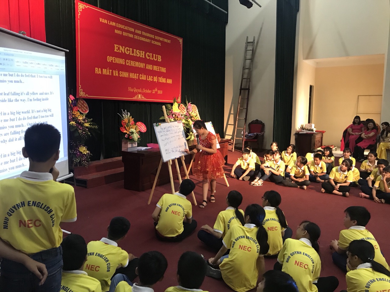 Một số hình ảnh của câu lạc bộ tiếng Anh