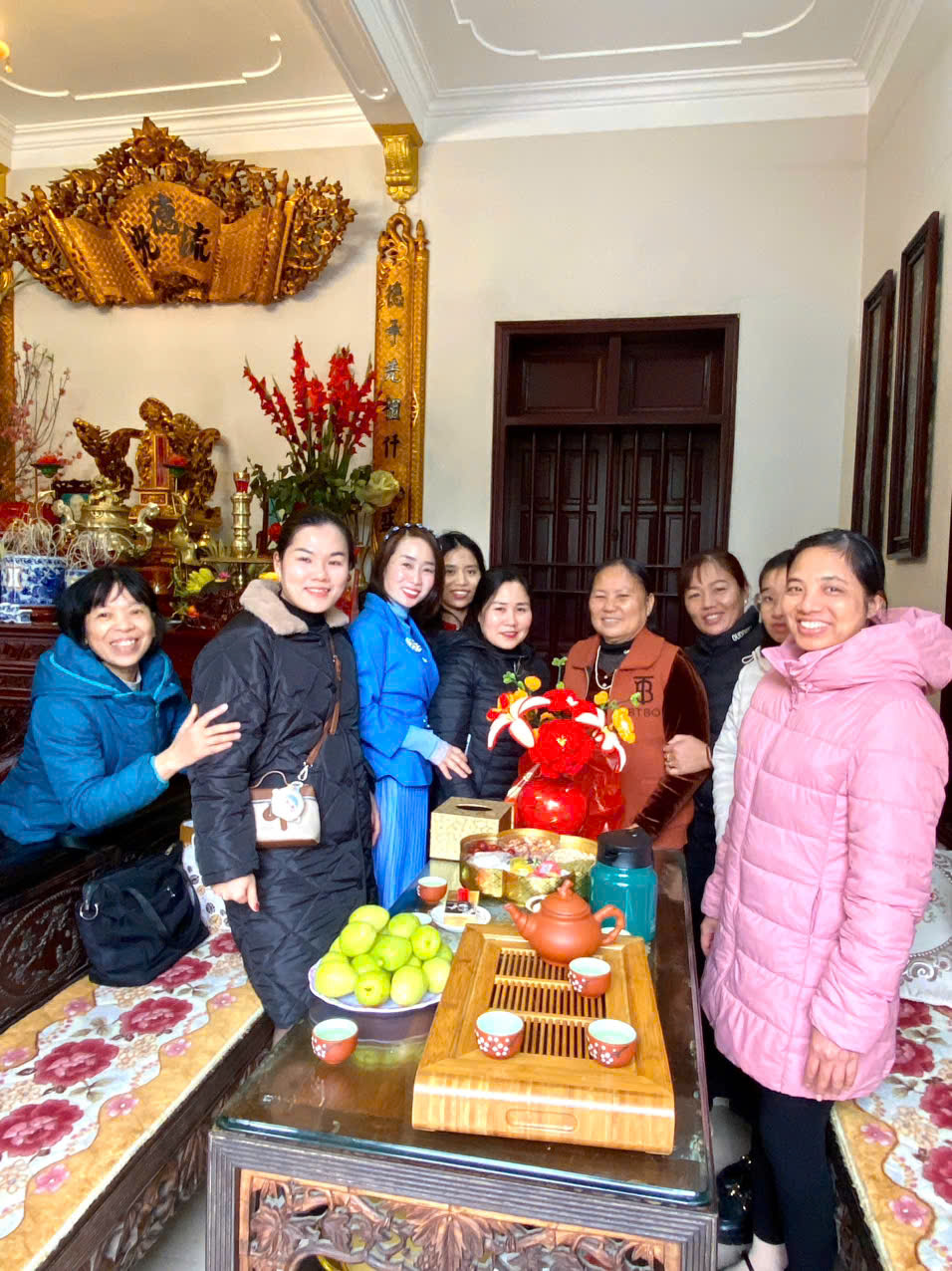 Nhà trường và Công đoàn trường THCS Như Quỳnh tổ chức thăm hỏi, tặng quà nhân dịp xuân Ất tỵ