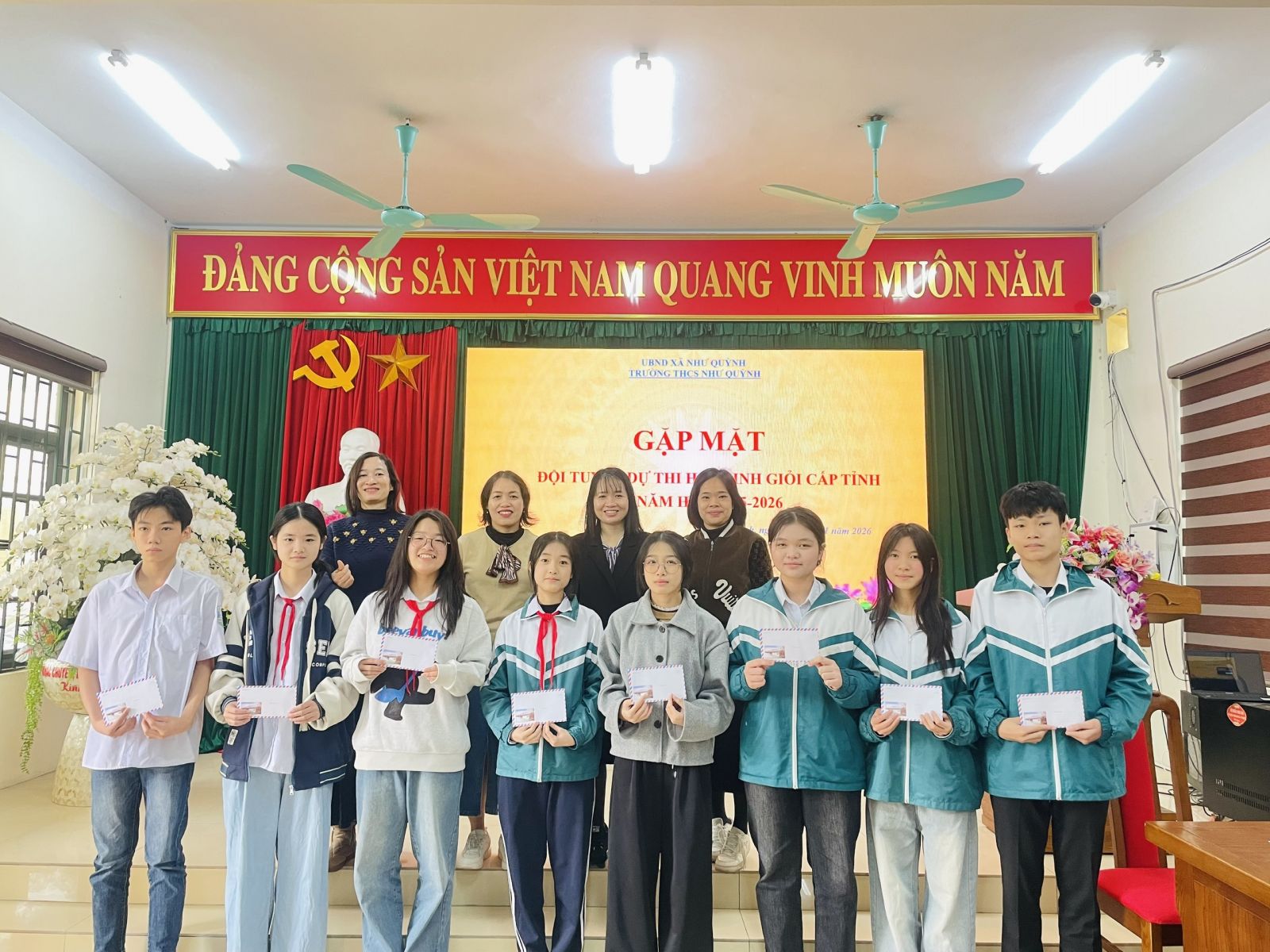 <a href='https://c2nhuquynh.hungyen.edu.vn/tin-tuc/gap-mat-doi-tuyen-tham-du-ky-thi-chon-hoc-sinh-gioi-thcs-cap-tinh-nam-hoc-2025-2026.html'>GẶP MẶT ĐỘI TUYỂN THAM DỰ KỲ THI CHỌN HỌC SINH GIỎI THCS CẤP TỈNH Năm học 2025 – 2026</a>